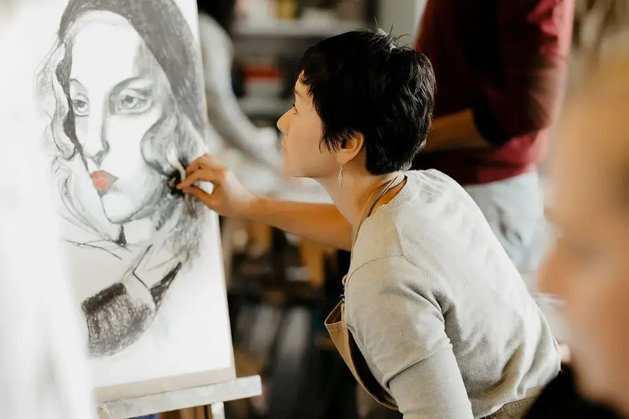 private level drawing class in Dubai