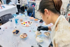 resin sessions for Adults Art Class Adults In Dubai
